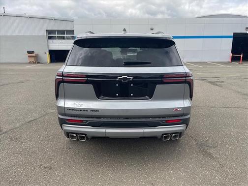 Sterling Gray Metallic 2026 Chevrolet Traverse AWD Z71