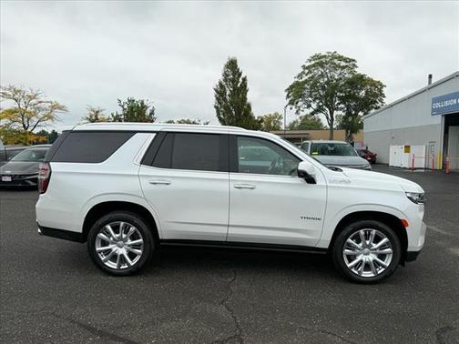2022 Chevrolet Tahoe 4WD High Country