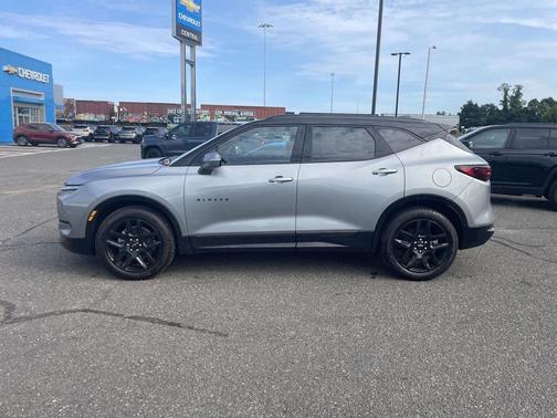Sterling Gray Metallic 2026 Chevrolet Blazer RS