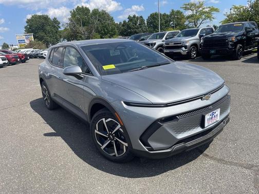 Sterling Gray Metallic 2026 Chevrolet Equinox EV LT