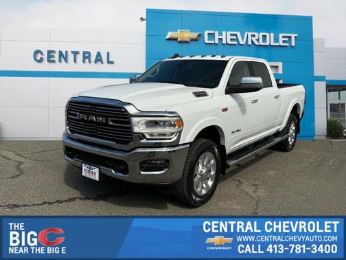 2019 RAM 2500 Laramie Crew Cab 4x4 6'4' Box