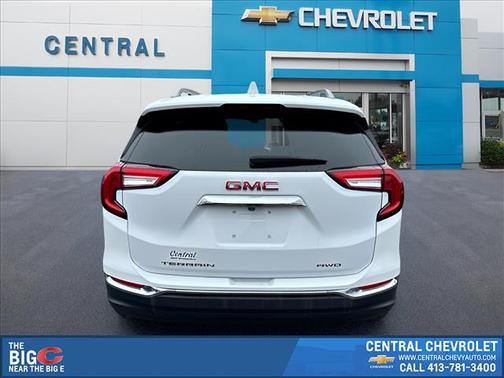Summit White 2023 GMC Terrain SLT