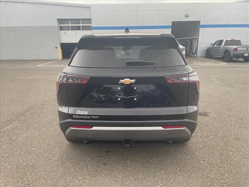 Mosaic Black Metallic 2026 Chevrolet Equinox 1LT