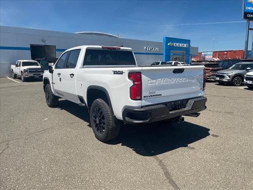 Summit White 2026 Chevrolet Silverado 2500 LT