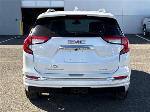 2022 GMC Terrain Denali