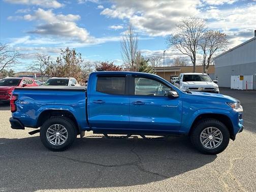 2024 Chevrolet Colorado LT