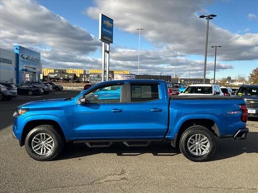 2024 Chevrolet Colorado LT