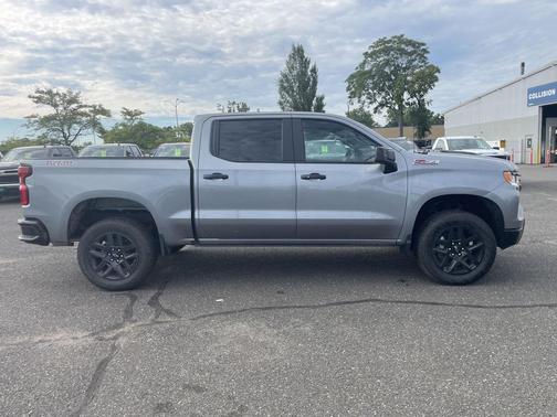 Sterling Gray Metallic 2026 Chevrolet Silverado 1500 LT Trail Boss