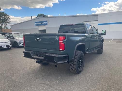 Cypress Gray 2026 Chevrolet Silverado 2500 Crew Cab, Standard Bed, XR2, 4WD