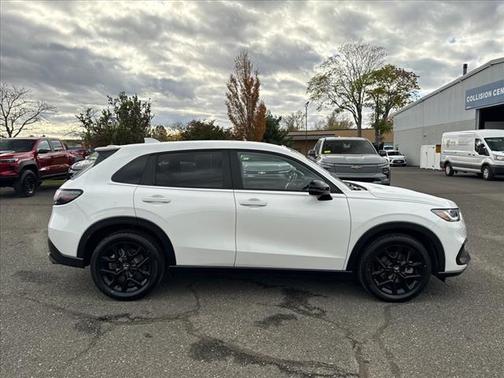 2023 Honda HR-V AWD Sport