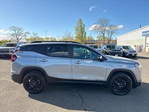 Sterling Metallic 2023 GMC Terrain SLE