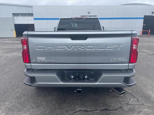 Sterling Gray Metallic 2026 Chevrolet Silverado 3500 High Country