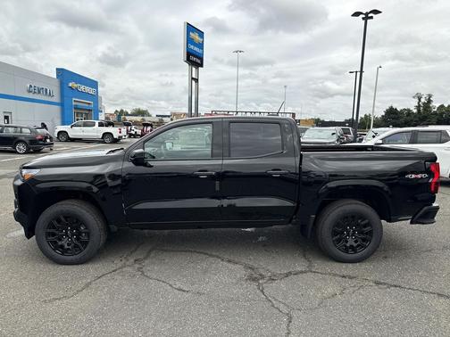 Black 2026 Chevrolet Colorado WT