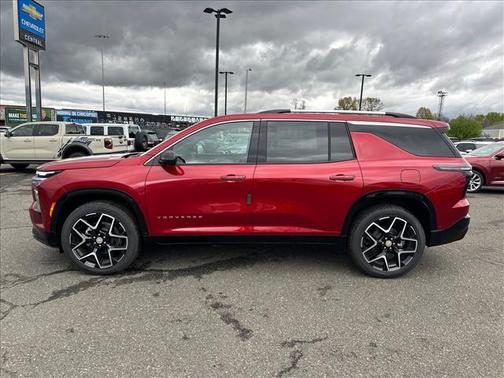 Radiant Red Tintcoat 2026 Chevrolet Traverse High Country