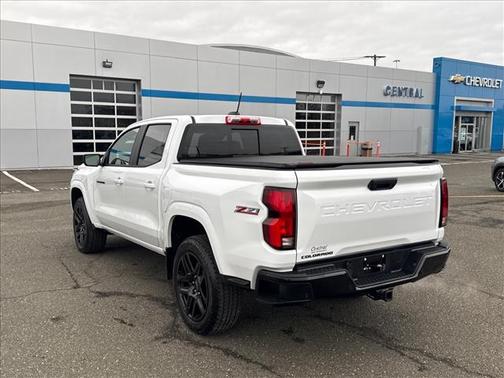 Summit White 2025 Chevrolet Colorado Z71