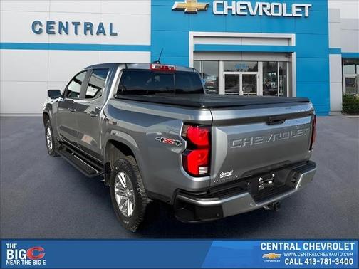 Sterling Gray Metallic 2024 Chevrolet Colorado LT