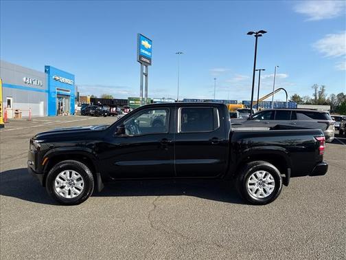 Super Black 2023 Nissan Frontier SV