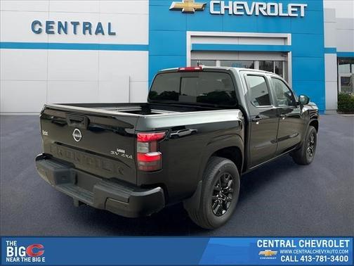 Super Black 2023 Nissan Frontier SV