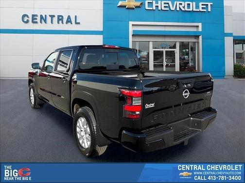 Super Black 2023 Nissan Frontier SV