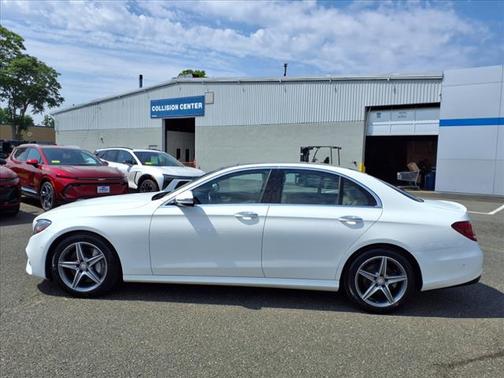 2017 Mercedes-Benz E-Class 4MATIC