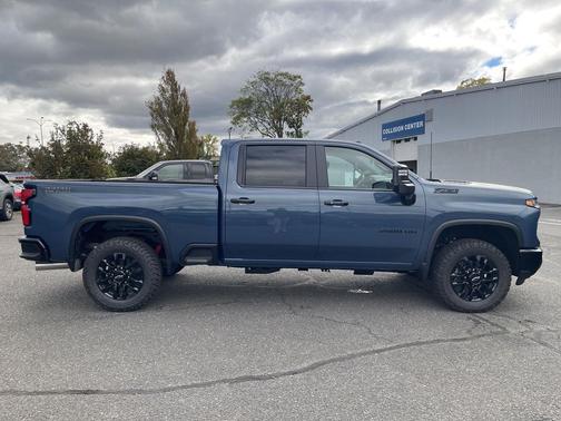 Lakeshore Blue Metallic 2026 Chevrolet Silverado 2500 LT