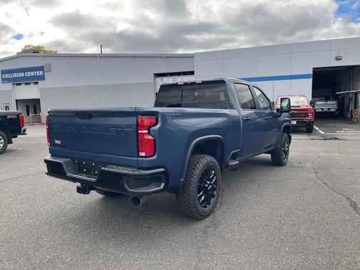 Lakeshore Blue Metallic 2026 Chevrolet Silverado 2500 LT