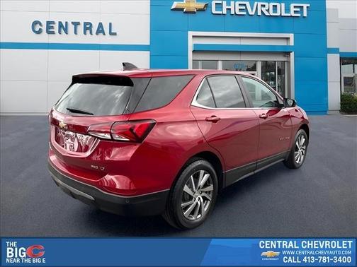 Radiant Red Tintcoat 2023 Chevrolet Equinox 1LT