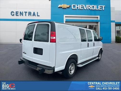 Summit White 2025 Chevrolet Express 2500 LT
