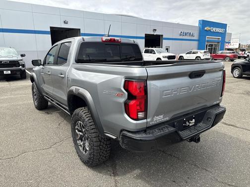 Sterling Gray Metallic 2026 Chevrolet Colorado ZR2