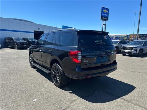 Agate Black Metallic 2024 Ford Expedition Platinum