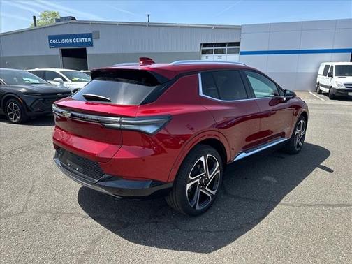 2025 Chevrolet Equinox EV LT