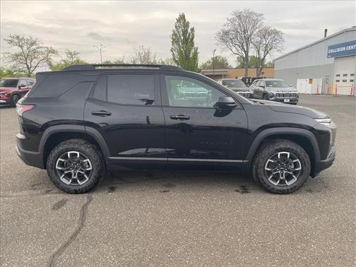 Mosaic Black Metallic 2026 Chevrolet Equinox AWD ACTIV