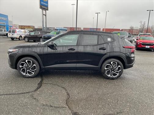 Mosaic Black Metallic 2026 Chevrolet Trax FWD 2RS