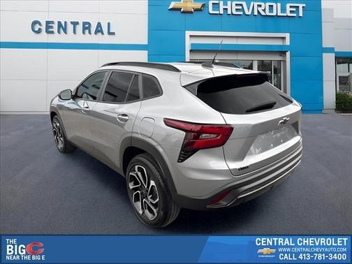 Sterling Gray Metallic 2025 Chevrolet Trax FWD 2RS