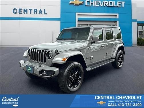 Sting-Gray Clearcoat 2023 Jeep Wrangler 4-Door High Altitude 4x4