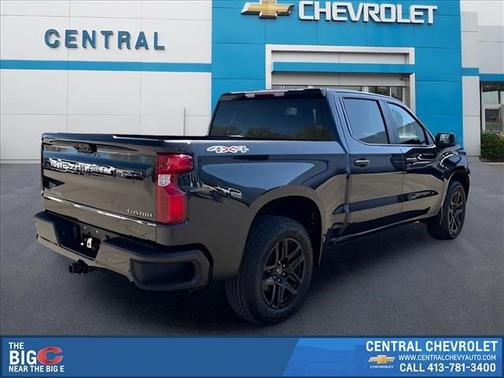 Dark Ash Metallic 2022 Chevrolet Silverado 1500 Custom