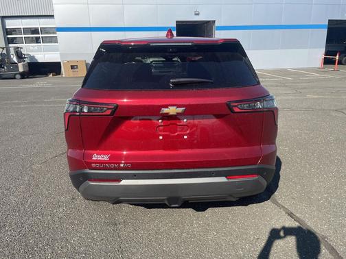 Radiant Red Tintcoat 2026 Chevrolet Equinox 1LT