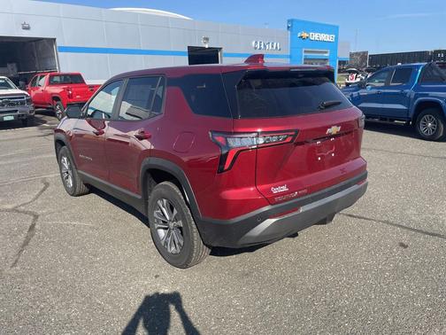 Radiant Red Tintcoat 2026 Chevrolet Equinox 1LT