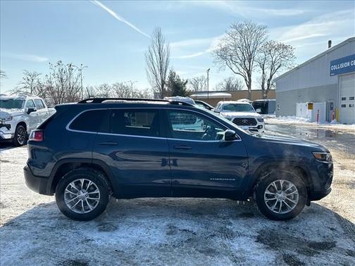 2022 Jeep Cherokee Latitude Lux