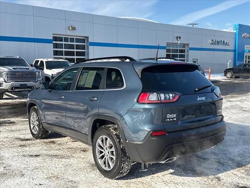 2022 Jeep Cherokee Latitude Lux