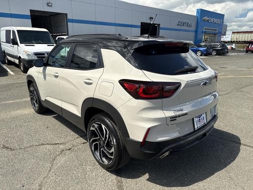 White Sands 2026 Chevrolet Trailblazer RS