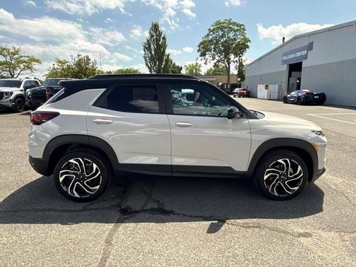White Sands 2026 Chevrolet Trailblazer RS