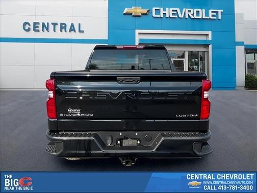 Black 2022 Chevrolet Silverado 1500 Custom