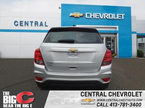 Silver Ice Metallic 2017 Chevrolet Trax LS