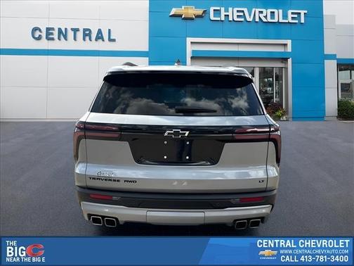 Sterling Gray Metallic 2024 Chevrolet Traverse LT