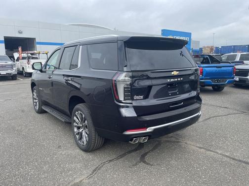 Dark Ash Metallic 2026 Chevrolet Tahoe 4WD High Country