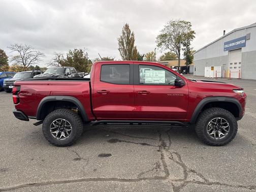 Radiant Red Tintcoat 2026 Chevrolet Colorado ZR2