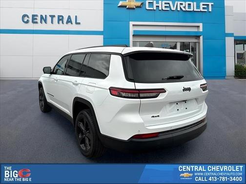 Bright White Clearcoat 2023 Jeep Grand Cherokee L Altitude