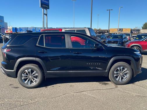 Mosaic Black Metallic 2027 Chevrolet Equinox 1LT