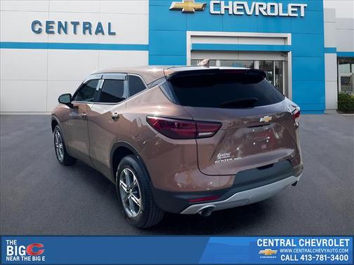 Copper Bronze Metallic 2023 Chevrolet Blazer 2LT